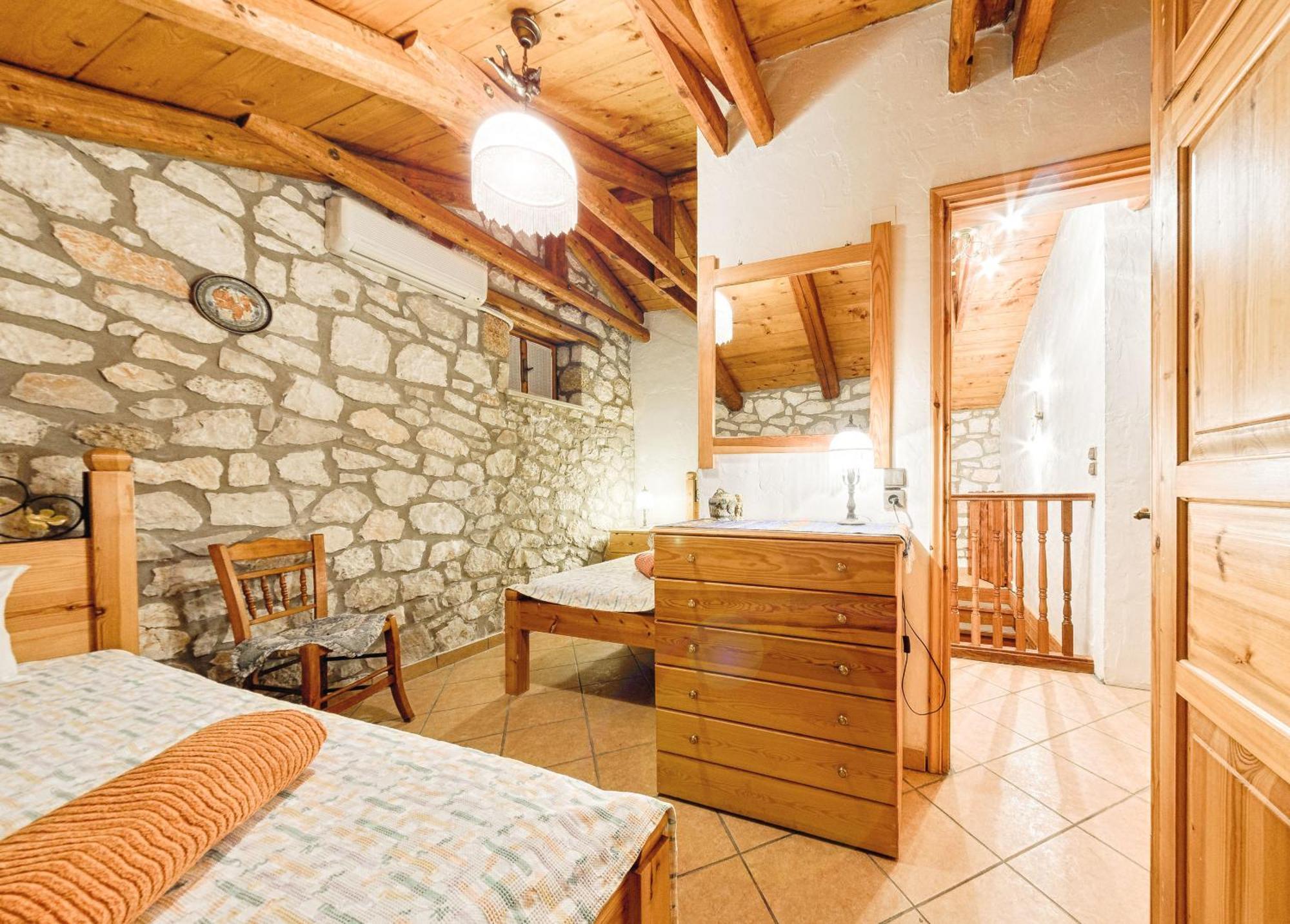 Joanna'S Stone Villas Vasilikí Chambre photo
