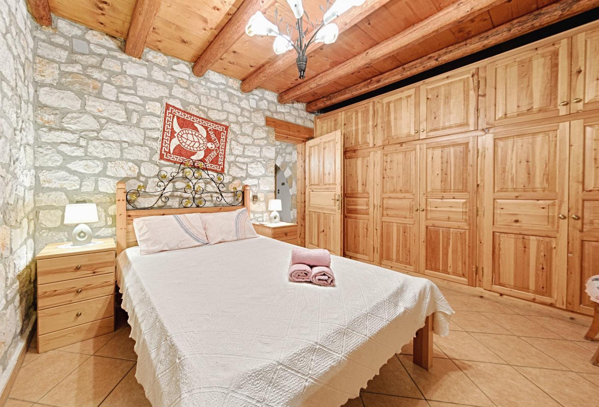 Joanna'S Stone Villas Vasilikí Chambre photo