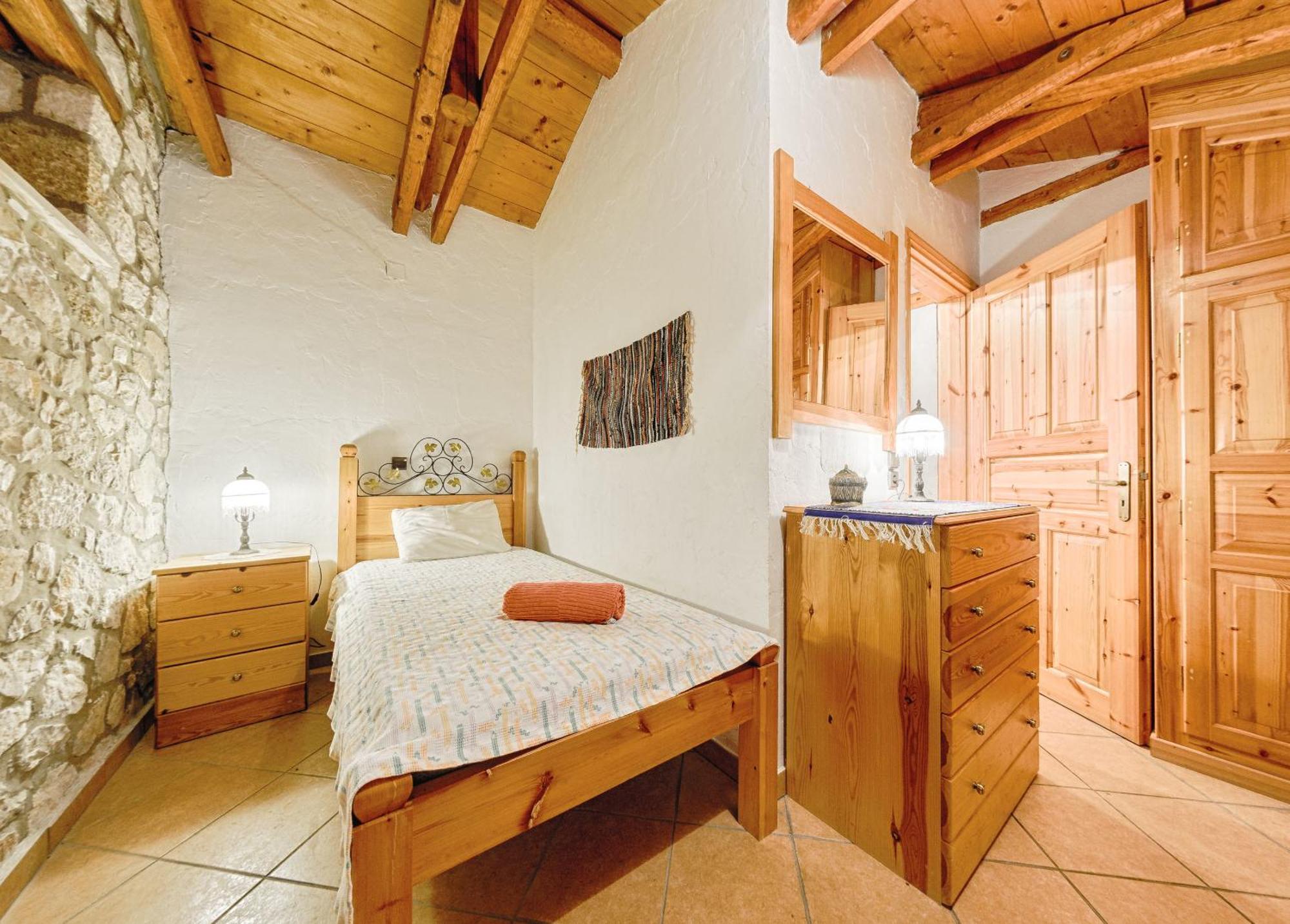 Joanna'S Stone Villas Vasilikí Chambre photo